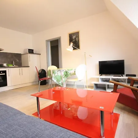 City Center - Pebe Art With Private Parking - Bookingalsace Апартаменты